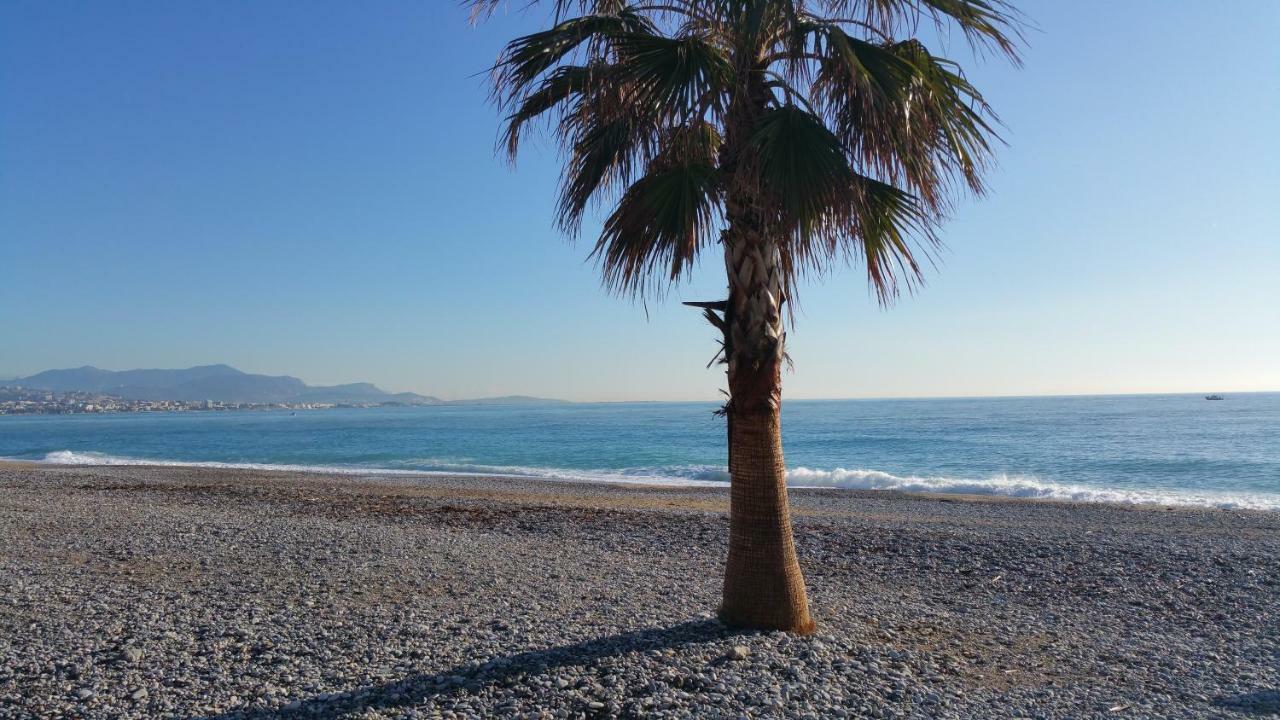 Résidence Cap Azur Appartement 228 Villeneuve-Loubet Extérieur photo