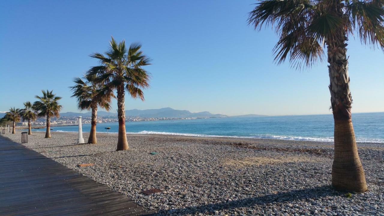 Résidence Cap Azur Appartement 228 Villeneuve-Loubet Extérieur photo